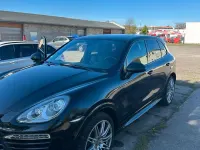 Second-hand Porsche Cayenne 245 CP (180 kW) 2013 Negru SUV