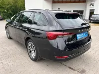 Gebraucht Skoda Octavia G-TEC Tour 131 PS (96 kW) 2023 Schwarzmagic perleffekt Kombi