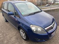 Gebraucht Opel Zafira Edition 150 PS (110 kW) 2011 Blau Van / Kleinbus