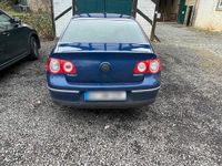 Gebraucht VW Passat 105 PS (77 kW) 2007 Blau Limousine