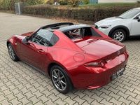 Neu Mazda MX5 Exclusive-Line 132 PS (97 kW) 2025 Soul red crystal m Cabrio