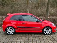 Gebraucht Ford Fiesta ST-Line 101 PS (74 kW) 2005 Rot Kleinwagen