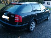 gebraucht Skoda Octavia Combi 2.0 TDI PD DPF Elegance Elegance