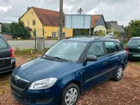 Gebraucht Skoda Fabia 69 PS (50 kW) 2010 Blau Kombi