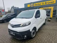 Gebraucht Toyota Proace Comfort 116 PS (85 kW) 2017 Weiß Van / Kleinbus