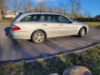 Gebraucht Mercedes E240 177 PS (130 kW) 2003 Silber Kombi