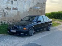 Gebraucht BMW 323 M Sport 170 PS (125 kW) 1995 Schwarz Limousine