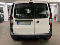 Second-hand VW Caddy 114 CP (83 kW) 2021 Alb Monovolum