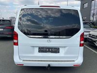 Gebraucht Mercedes V250 190 PS (139 kW) 2015 Weiß Van / Kleinbus