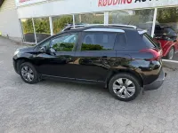 Gebraucht Peugeot 2008 Active 99 PS (72 kW) 2016 Schwarz SUV