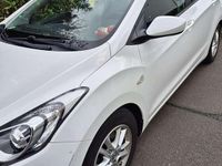 Gebraucht Hyundai i30 Classic 99 PS (72 kW) 2015 Limousine