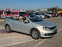 Gebraucht VW Eos Basis 140 PS (102 kW) 2013 Gold Cabrio
