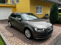 Gebraucht Audi A3 Ambiente 110 PS (80 kW) 2016 Beige Limousine