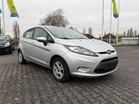 Gebraucht Ford Fiesta Trend 82 PS (60 kW) 2009 Silber Kleinwagen