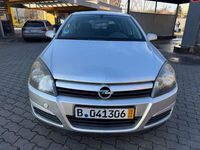 Gebraucht Opel Astra Edition 105 PS (77 kW) 2005 Silber Limousine