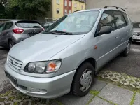 Gebraucht Toyota Picnic 128 PS (94 kW) 1999 Silber Van / Kleinbus