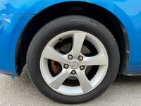 Second-hand Mazda 2 105 CP (77 kW) 2005 Albastru Hatchback