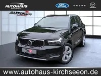 Gebraucht Volvo XC40 Momentum 163 PS (119 kW) 2022 Schwarz SUV
