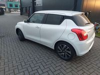 Gebraucht Suzuki Swift Comfort+ 83 PS (61 kW) 2021 Weiß Kleinwagen