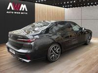 Gebraucht BMW M760e Performance 381 PS (280 kW) 2024 Schwarz Limousine
