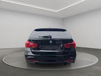 Gebraucht BMW 330 Sport Line 252 PS (185 kW) 2017 Schwarz Kombi