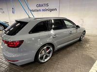 Second-hand Audi A4 Black Edition 190 CP (139 kW) 2017 Gri Break