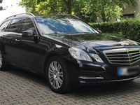 Second-hand Mercedes E250 204 CP (150 kW) 2013 Negru Break