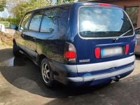 Second-hand Renault Espace 140 CP (102 kW) 2002 Albastru Monovolum