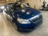 Gebraucht Skoda Roomster 68 PS (50 kW) 2012 Blau Van / Kleinbus