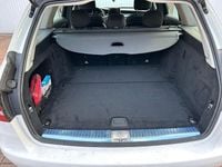 Gebraucht Mercedes C180 156 PS (114 kW) 2018 Weiß Kombi