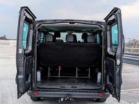 Usata Opel Vivaro 125 CV (91 kW) 2017 Nero Monovolume