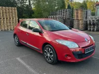 Gebraucht Renault Mégane 101 PS (74 kW) 2011 Rot Limousine