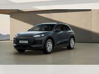 Neu Audi Q6 e-tron Business 185 kW (252 PS) 2025 Grau (magnetgrau) SUV