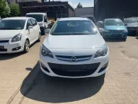 Używany Opel Astra Selection 110 KM (80 kW) 2016 Biały Kombi