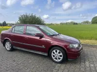 Gebraucht Opel Astra Njoy 84 PS (61 kW) 2003 Rot Limousine