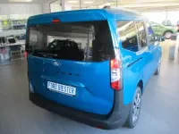 Neu Ford Tourneo Courier Titanium 125 PS (91 kW) 2026 Blau Van / Kleinbus