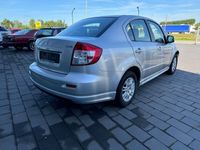 Gebraucht Suzuki SX4 Comfort 120 PS (88 kW) 2010 Silber Limousine