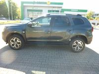 Gebraucht Dacia Duster Celebration 101 PS (74 kW) 2021 Grau SUV