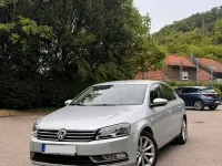 Gebraucht VW Passat Comfortline 122 PS (89 kW) 2011 Grau Limousine