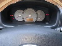 Gebraucht Kia Carens 104 PS (76 kW) 2008 Violet Van / Kleinbus