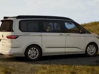 Neu VW California California 150 PS (110 kW) 2026 Candyweiß / dach: schwarz Van