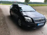 Gebraucht Toyota Avensis T2 163 PS (119 kW) 2005 Schwarz Kombi