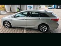 Gebraucht Hyundai i40 136 PS (100 kW) 2014 Silber Kombi