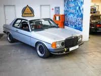 Gebraucht Mercedes 280 209 PS (153 kW) 1980 Silber Coupé
