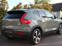 Gebraucht Volvo XC40 Plus 261 PS (191 kW) 2023 Sage green SUV