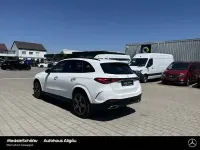 Gebraucht Mercedes GLC400d AMG 252 PS (185 kW) 2023 Unilack polarweiß SUV