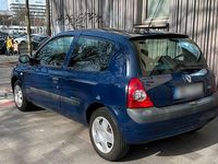 Gebraucht Renault Clio II 68 PS (50 kW) 2005 Blau Kleinwagen