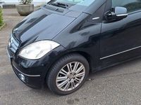 Gebraucht Mercedes A180 Elegance 116 PS (85 kW) 2009 Braun Van / Kleinbus