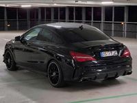 Gebraucht Mercedes CLA250 218 PS (160 kW) 2016 Schwarz Coupé