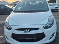 Gebraucht Hyundai ix20 Edition 90 PS (66 kW) 2013 Weiß Kleinwagen